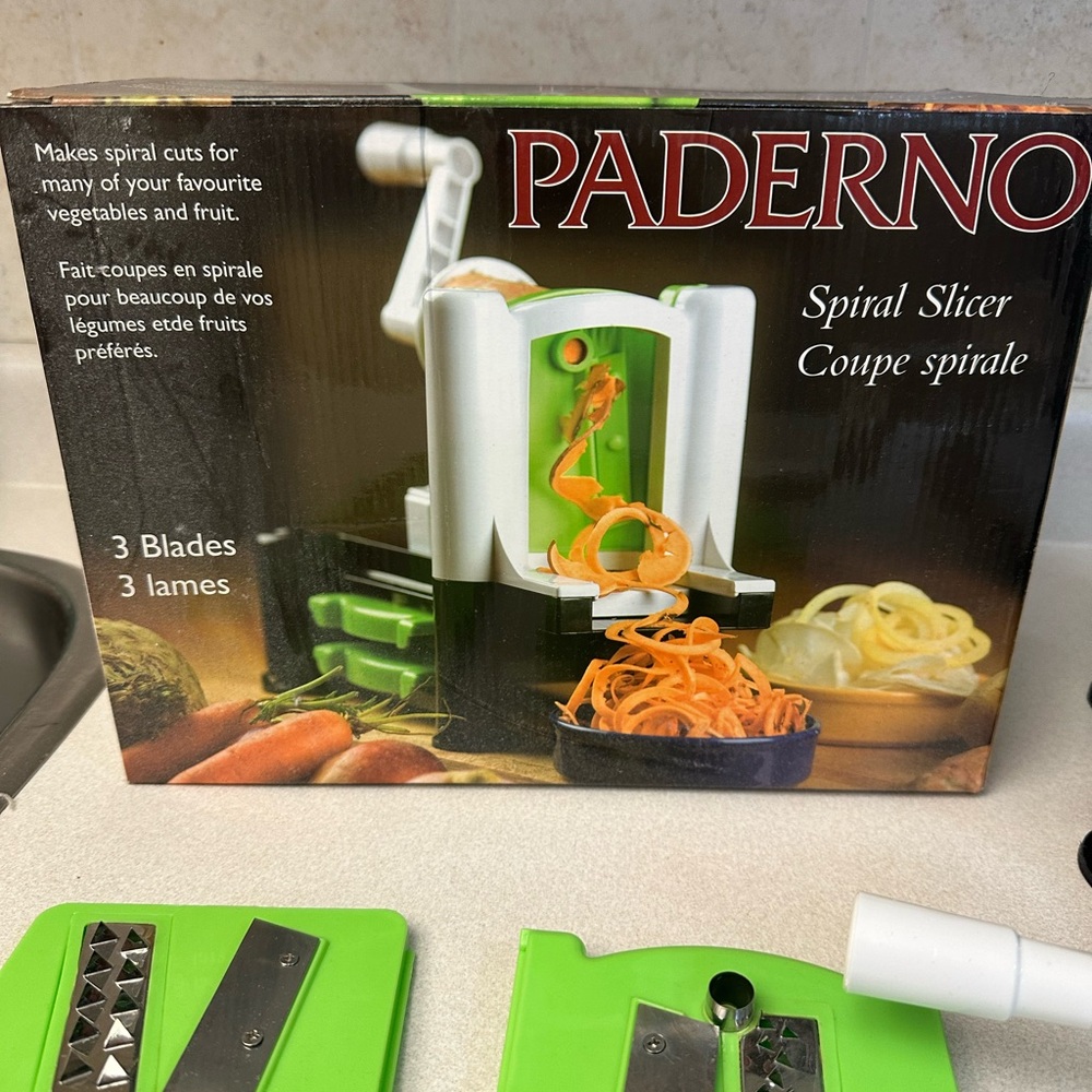 Green Spiral Slicer